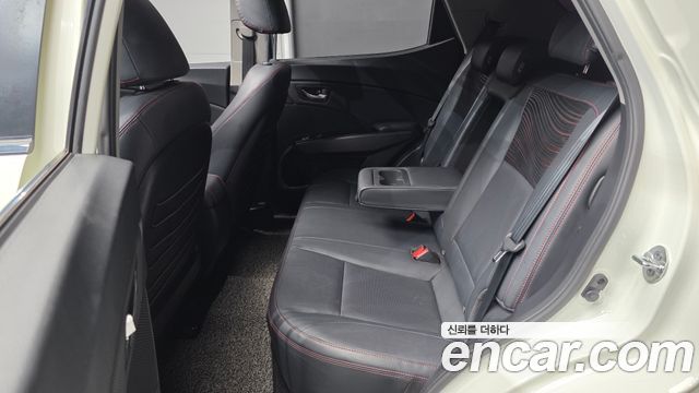 KG Mobility (SsangYong) Tivoli Air Diesel IX 2WD 2017 — фото 12