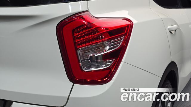 KG Mobility (SsangYong) Tivoli Air Diesel IX 2WD 2017 — фото 23