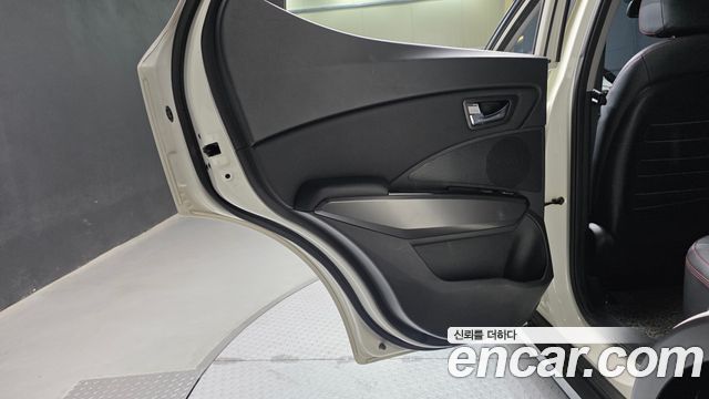 KG Mobility (SsangYong) Tivoli Air Diesel IX 2WD 2017 — фото 25