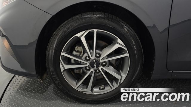 Kia K3 (II) 1.6 Prestige 2022 — фото 5