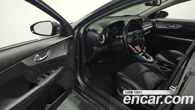 Kia K3 (II) 1.6 Prestige 2022 — фото 11