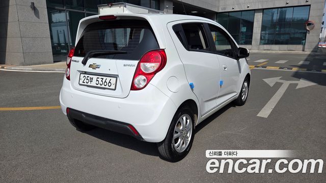 Chevrolet Spark LS+ 2015 — фото 6