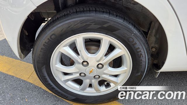 Chevrolet Spark LS+ 2015 — фото 22