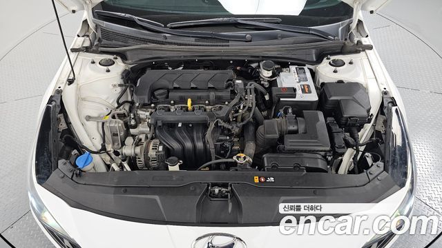 Hyundai Avante (CN7) 1.6 Inspiration 2021 — фото 6