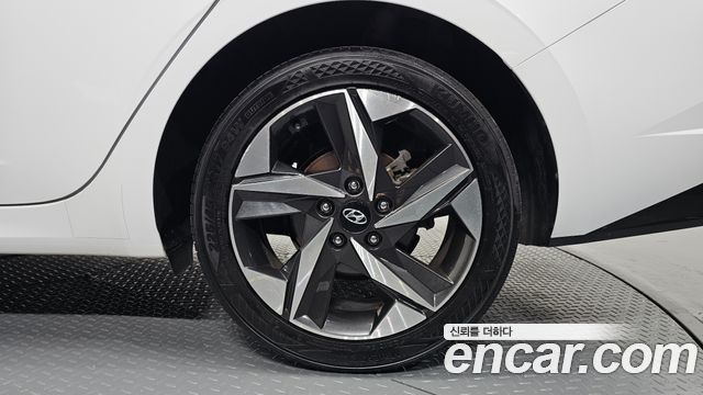 Hyundai Avante (CN7) 1.6 Inspiration 2021 — фото 21