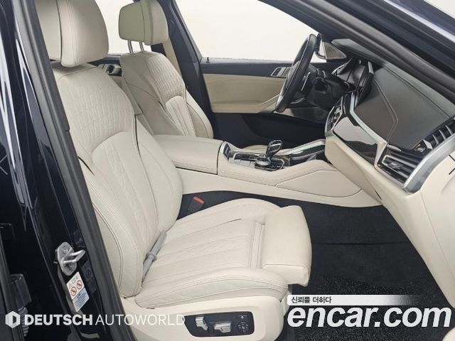 BMW X6 (G06) M50i 2022 — фото 10