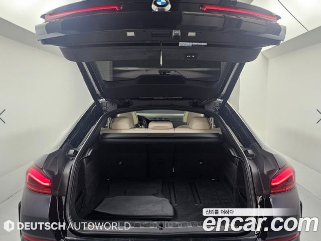 BMW X6 (G06) M50i 2022 — фото 23