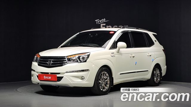 KG Mobility (SsangYong) Korando Turismo 4WD Extreme 9-seater 2015 — фото 1