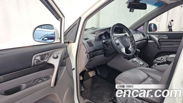 KG Mobility (SsangYong) Korando Turismo 4WD Extreme 9-seater 2015 — фото 10