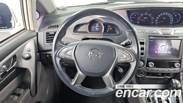 KG Mobility (SsangYong) Korando Turismo 4WD Extreme 9-seater 2015 — фото 13
