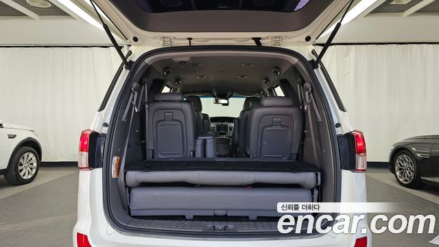 KG Mobility (SsangYong) Korando Turismo 4WD Extreme 9-seater 2015 — фото 20