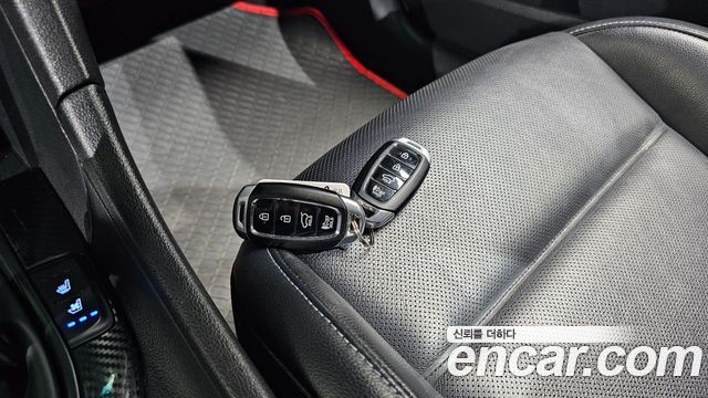 Hyundai Veloster (JS) 2.0 N 2021 — фото 15
