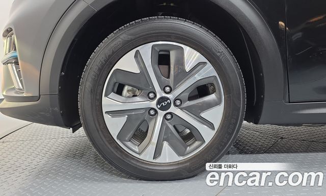 Kia Niro EV Noblesse 2022 — фото 5