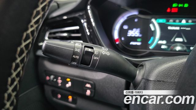 Kia Niro EV Noblesse 2022 — фото 16
