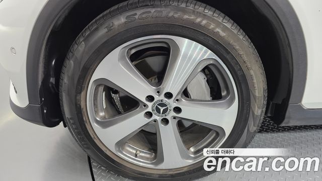 Mercedes-Benz GLC-Class (X253) GCL300 4MATIC Coupe 2019 — фото 5