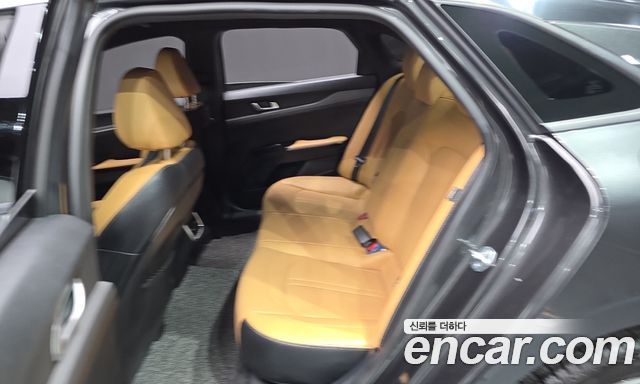Kia K5 (III) 2.0 Prestige 2023 — фото 12