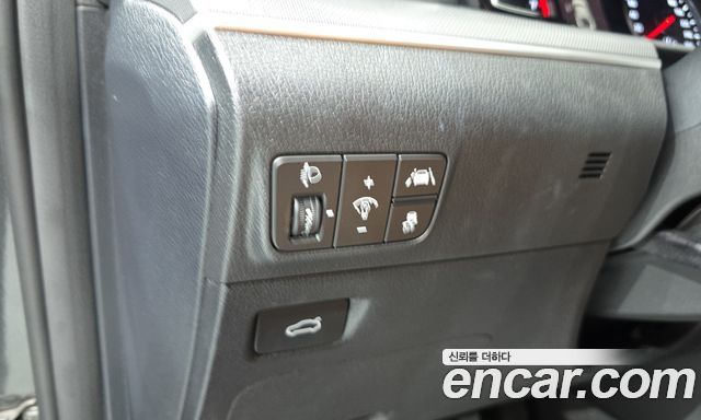 Kia K5 (III) 2.0 Prestige 2023 — фото 27