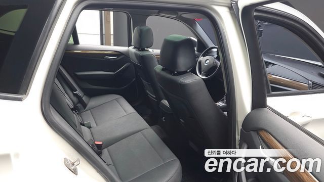 BMW X1 (E84) xDrive 20d 2014 — фото 12