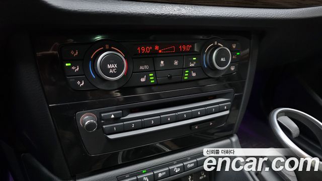 BMW X1 (E84) xDrive 20d 2014 — фото 17