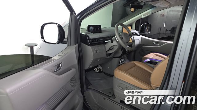 Hyundai Staria L3.5 Lounge 9-Seater Inspiration 2023 — фото 10