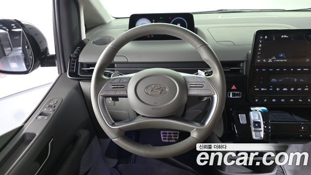 Hyundai Staria L3.5 Lounge 9-Seater Inspiration 2023 — фото 13