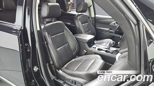Chevrolet Traverse 3.6 AWD Redline 2020 — фото 10