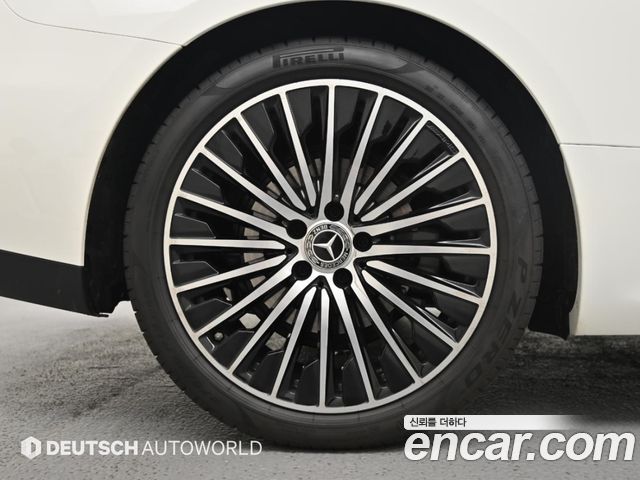 Mercedes-Benz CLE-Class (C236) CLE200 Cabriolet 2025 — фото 5