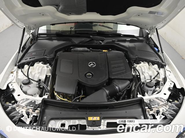 Mercedes-Benz CLE-Class (C236) CLE200 Cabriolet 2025 — фото 6