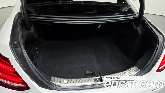 Mercedes-Benz E-Class (W213) E300 Avantgarde 2017 — фото 19