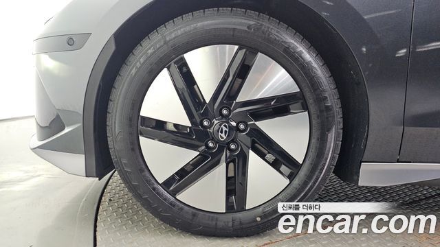 Hyundai Ioniq 6 Long Range Prestige 2023 — фото 5