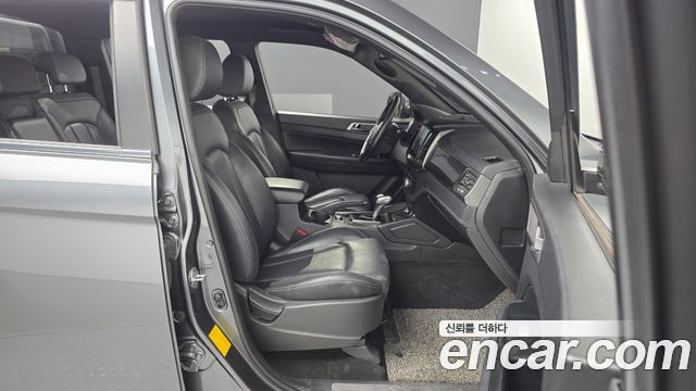 KG Mobility (SsangYong) Rexton Sports Khan Diesel 2.2 4WD Prestige 2022 — фото 11
