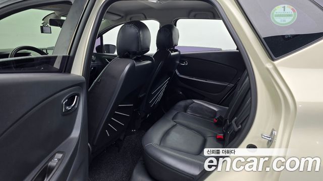 Renault Korea QM3 LE 2016 — фото 12