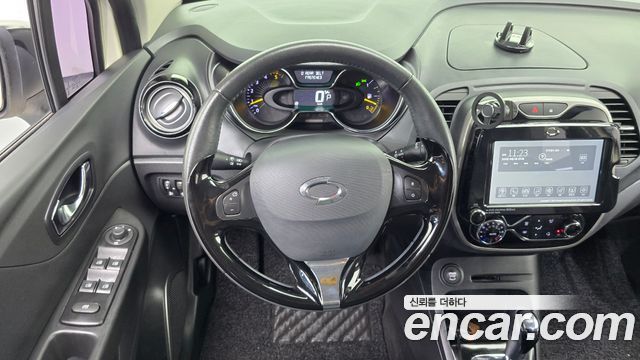 Renault Korea QM3 LE 2016 — фото 13