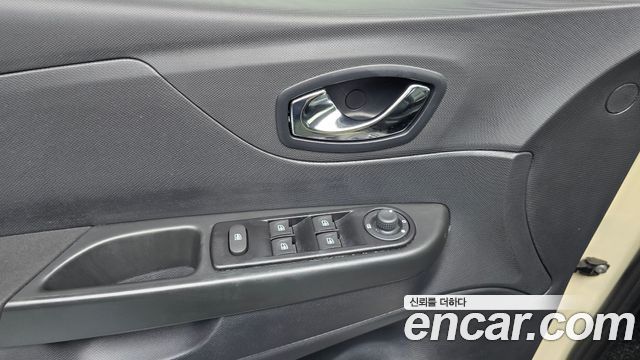 Renault Korea QM3 LE 2016 — фото 18