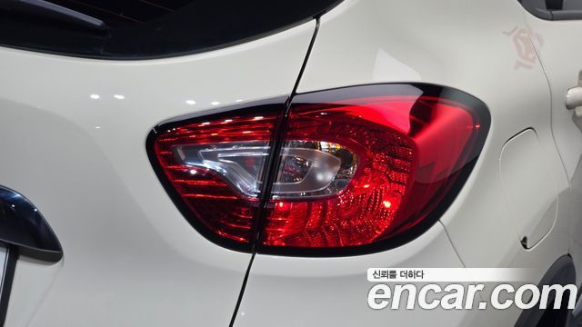 Renault Korea QM3 LE 2016 — фото 23