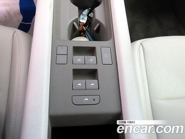 Hyundai Ioniq 6 Long Range Exclusive + 2023 — фото 17
