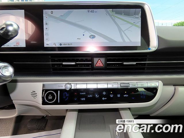 Hyundai Ioniq 6 Long Range Exclusive + 2023 — фото 18
