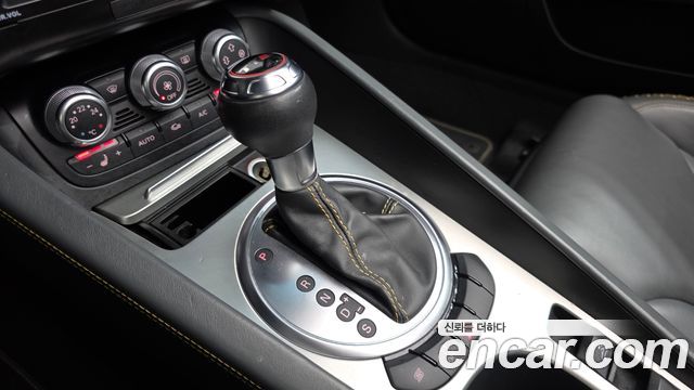 Audi TTS Roadster 2.0 Competition 8J 2014 — фото 9