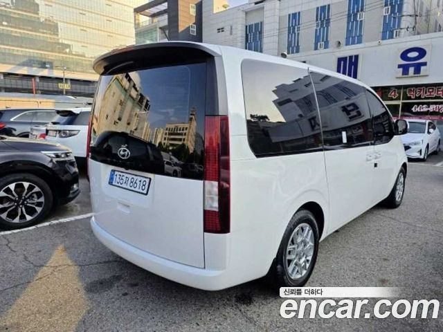 Hyundai Staria Tourer 9-Seater Modern 2023 — фото 4