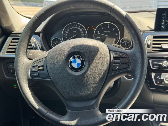 BMW 3 Series (F30) 320d 2017 — фото 16
