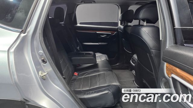 Honda CR-V (V) 1.5 Touring 4WD 2017 — фото 11
