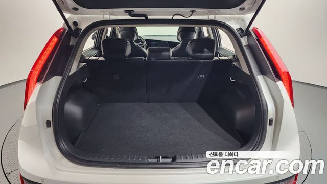 Kia Niro EV Air 2023 — фото 16