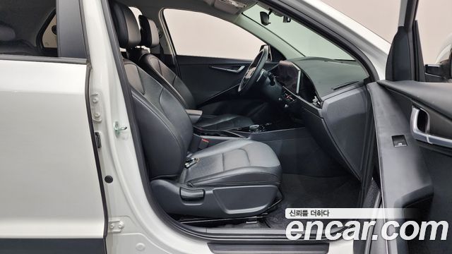 Kia Niro EV Air 2023 — фото 26