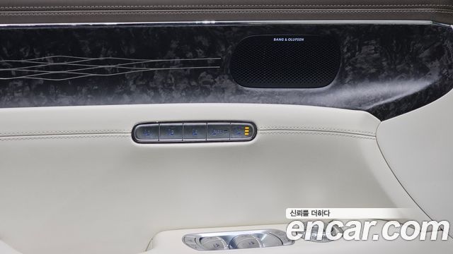Genesis G90 (RS4) Gasoline 3.5 Turbo AWD 2022 — фото 36