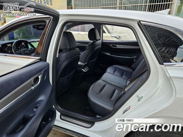Hyundai Grandeur (IG) 2.5 Premium Choice 2021 — фото 20