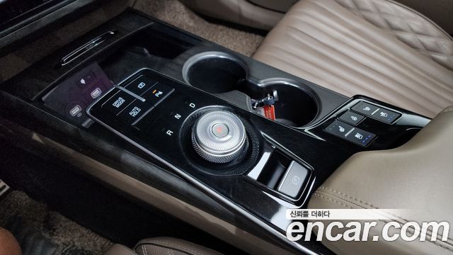Kia K8 2.5 Gasoline 2WD Signature 2022 — фото 9