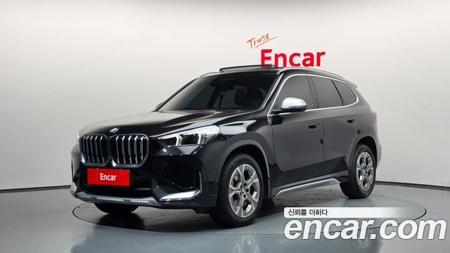 BMW X1 (U11) sDrive 20i xLine 2023 — фото 1
