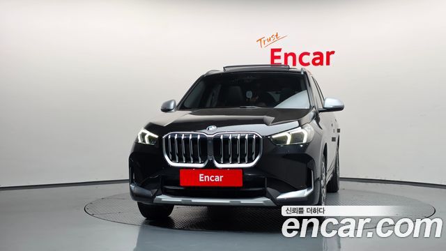 BMW X1 (U11) sDrive 20i xLine 2023 — фото 3