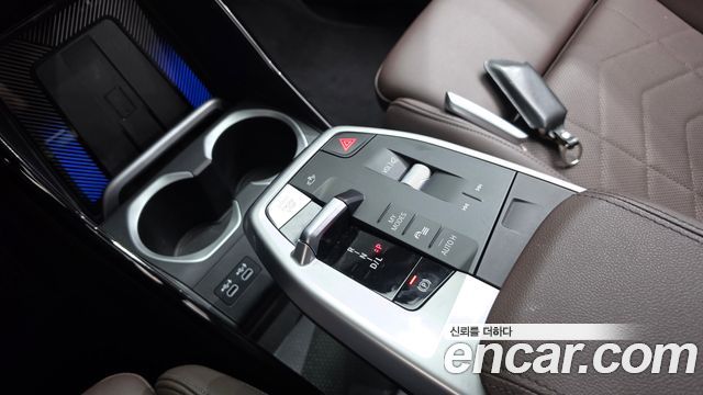 BMW X1 (U11) sDrive 20i xLine 2023 — фото 9