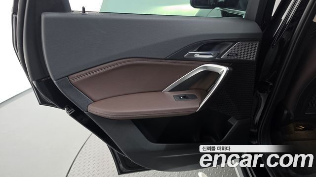 BMW X1 (U11) sDrive 20i xLine 2023 — фото 25